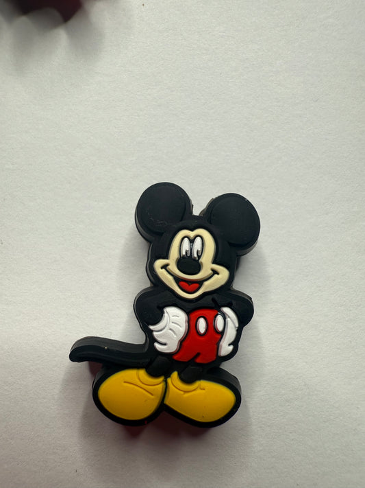 Focal 2d full body Mickey