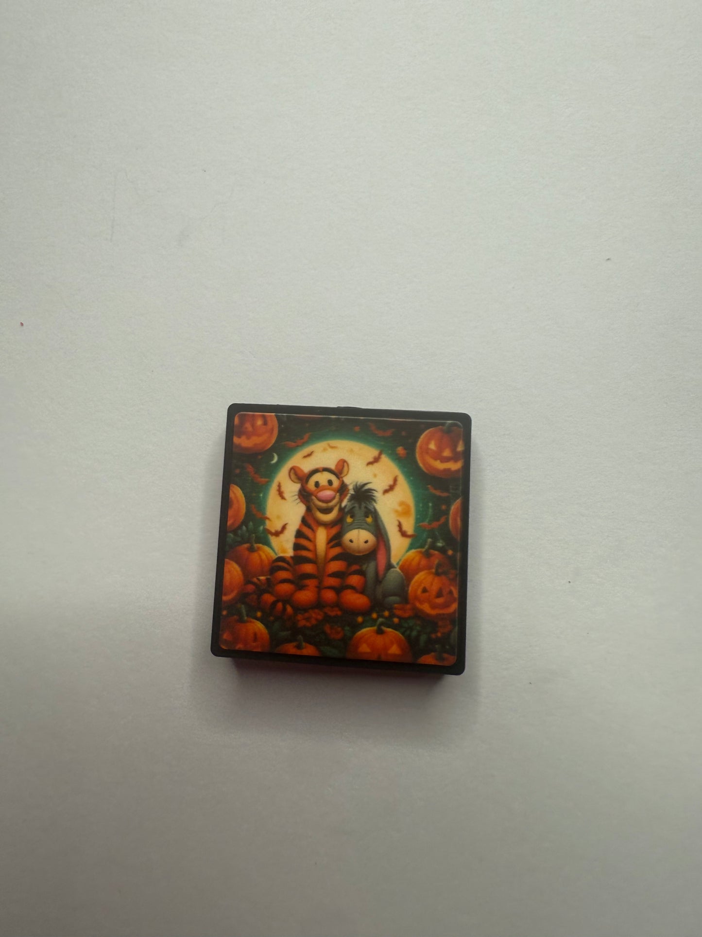 Focal 2d glow in dark Halloween tigger and eeyore
