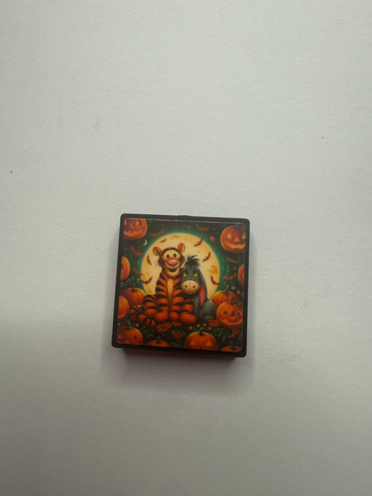 Focal 2d glow in dark Halloween tigger and eeyore