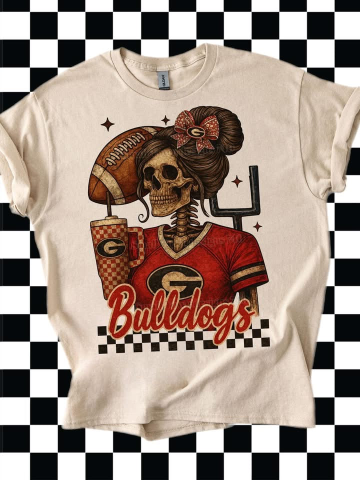 Custom t-shirt sports teams with skull